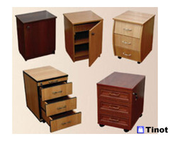 Парты и столы на металлическом каркасе с разными покрытиями